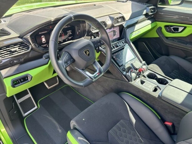 slightly-used-2024-lamborghini-urus-s-awd-full-options-big-0