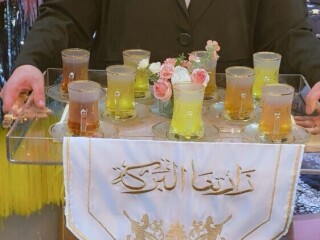 قهوجيات صبابات القهوة السعودي بجده مع المكينة حق الكابتشينو [***] 