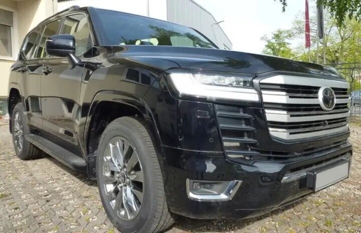 toyota-land-cruiser-2023-diesel-engine-suv-33l-big-0